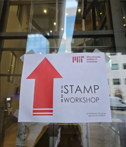MIT 2025 STAMP Workshop 안내 표지 — 붉은 화살표와 MIT 로고가 붙은 유리문